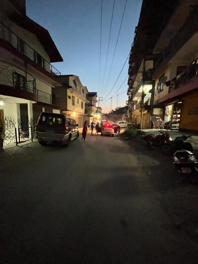 Residence Inn Homestay Shimla Zewnętrze zdjęcie